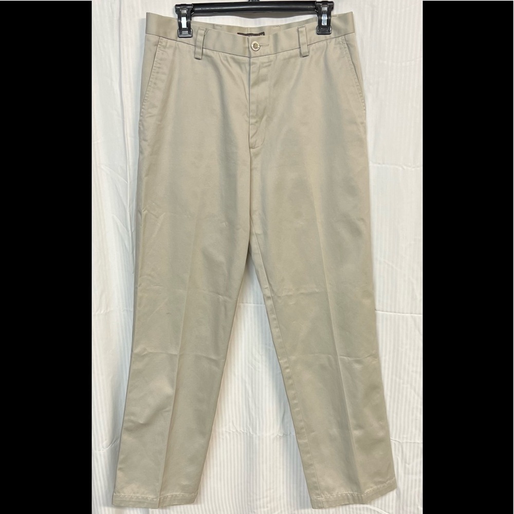Dockers D2 Beige Chino Pants